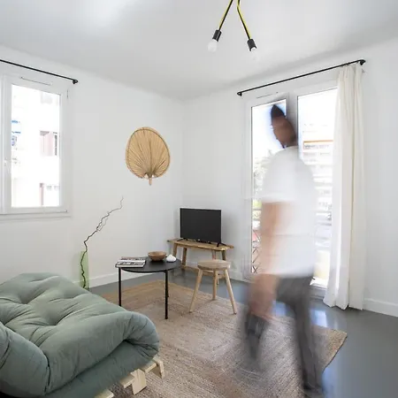 Apartment Centre D'antibes - 2 Chambres Avec Parking *